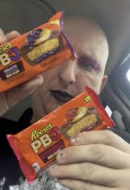 Reese's PB&J Big Cup Review: Flavor Insights