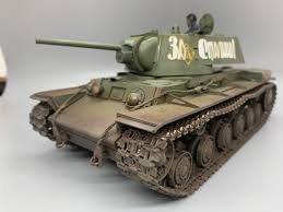 Russian Heavy Tank KV-1 Model 1941 Early Production , Tamiya