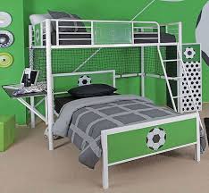 Une déco de chambre de fille dépend grandement de l'âge de l'enfant en question. 10 Inspirations Deco Pour Une Chambre D Enfant Football