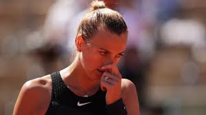 Kvitová je ve čtvrtfinále roland garros, snadno přehrála čang šuaj. French Open Results 2021 Petra Kvitova Withdraws Press Conference Ankle Injury Falling Over Rafael Nadal Vs Alexei Popyrin