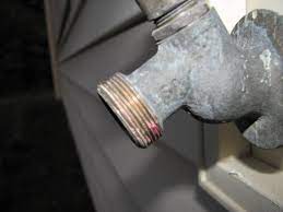 Mudder pvc spigot rain barre faucet kit 3/4 inch rain barrel valve with bulkhead fitting adapter for water tanks, aquariums, tubs, pools (3/4 inch, grey with green) 4.6 out of 5 stars. Outside Faucet Has Wrong Thread Size Pipe Threads Vs Hose Threads Terry Love Plumbing Advice Remodel Diy Professional Forum