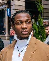 Alex Devoe's Instagram, Twitter & Facebook