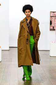 Victoria beckham called her spring 2021 collection feminine, tough and luxurious — clothes for upstairs, the gallery was abuzz with the photo shoot, and with beckham laying out her manifesto for. Sustainable Trends Victoria Beckham Spring Summer 2021 Ready To Wear New York