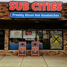 Sub Cities Freshly Sliced Sandwiches Custom Bears Vinyl Covered Cornhole Set In 2020 Cornhole Set Vinyl Cover Cornhole
