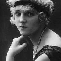 Sandra Pahl von Dumfries, Ca. erhält den