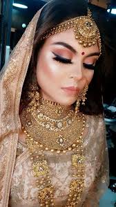 2020 Bridal Makeup Trends For Weddings Chic Elegant And Enchanting Bridal Makeup Images Indian Bridal Makeup Bridal Necklace Designs