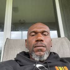 Bone Thugs-N-Harmony vs Do or Die: A Comparison of 90s Hip-Hop Groups