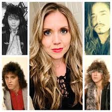 Julie Jo's Instagram, Twitter & Facebook