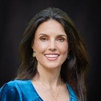 Monica Levine's Instagram, Twitter & Facebook