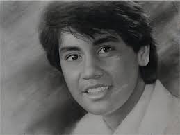 Richard Gomez in charcoal
