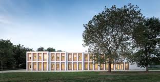 Completed In 2017 In Charleroi Belgium Images By Utku Peli Severin Malaud The Project Consisted In The Addition Of T New Classroom Classroom School Campus