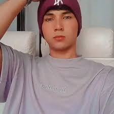 Adrian Florez (@aadrigf) • Instagram photos and videos