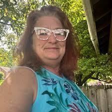 Maybe a cocktail is earned this trip. Jade Peauty. It's delicious. 🍹 it's  such a pretty shade of green. Makes me think of Kermit the Frog. lol