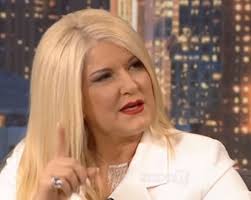 .χαρά βέρρα τραγουδούν το άστρο της αυγήςτρύφωνας σαμαράς και χαρά βέρρα ερμηνεύουν το a far l amore comincia tu από χαρά βέρρα και τρύφωνα σαμαράχαρά βέρρα και τρύφωνας. Xara Berra Me Phran Anais8hth Apo Thn Pista Video Patras Events