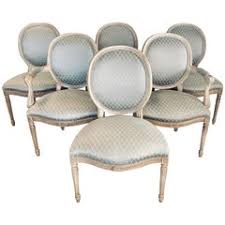 Some specific models of these oval back dining room chairs are covered with fabrics that give them ravishing looks. Oval Back Dining Chairs 12 For Sale On 1stdibs