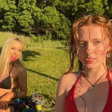 Aurora Roach's Instagram, Twitter & Facebook