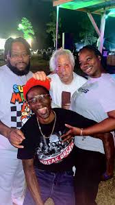 Champagne One-Ton (@big.daddy.ton) • Instagram photos and videos