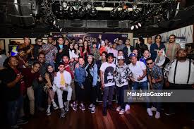 Tauke, man raja lawak & zulin aziz titans: Muzikal Lawak Superstar Tawar Hadiah Rm300 000