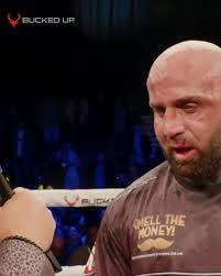 Casey Robb's Instagram, Twitter & Facebook