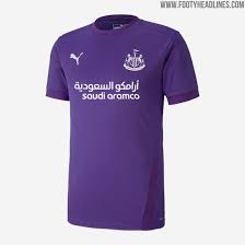 Ayoze pérez (newcastle united) header from the centre of the box to the high centre of the goal. Newcastle United 2020 21 Away Third Kit Leaked