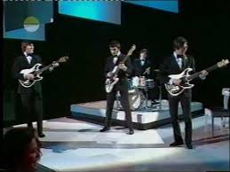 The Animals The House Of The Rising Sun Mafia Iii The Shadows Apache 1969 Youtube Hank Marvin Music Playlist