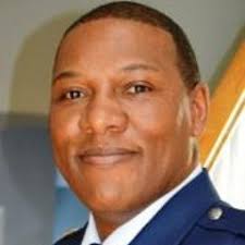 Stream Ron Dickson music