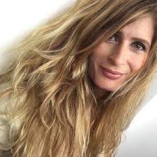 Alisa Martin's Instagram, Twitter & Facebook