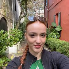 Laura Charest's Instagram, Twitter & Facebook