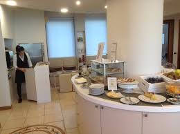 Italy abruzzo province of pescara pescara. Sala Colazione Picture Of Hotel Plaza Pescara Tripadvisor