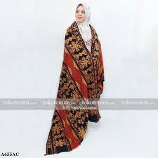 Aug 04, 2021 · sebagai warga negara indonesia, sudah tahukah kamu tentang baju adat indonesia yang beragam? Jual Tenun Ikat Etnik Motif Rote Ntt A655ac Tokotenun Com