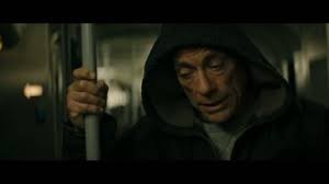 Père d'une petite fille, lukas se retrouve obligé de collaborer avec la police après avoir. The Bouncer Schnittbericht Franzosische Blu Ray Lukas Fassung Schnittberichte Com