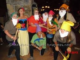 Snow White And The 7 Dwarfs Group Costume Dwarf Costume Diy Group Halloween Costumes Seven Dwarfs Costume