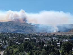 Chelan Hills Fire grows to 2,000 acres, prompts state mobilization