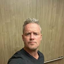 Brad Ferrell's Instagram, Twitter & Facebook