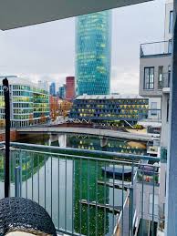 Oft sind hier über die etagen verteilt verschieden große wohnungen eingebaut. Frankfurt Westhafen Immobilien Angebote Immobilien Haus Verkaufen
