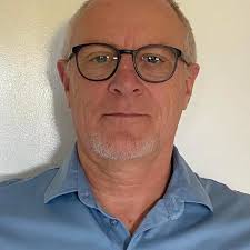 Comments from Passed. Libby Cookson of Gloucester, a previous learner with  Mike Williams Driver Training. Mike Williams was my instructor, and a good  one he was! I started with Mike when he