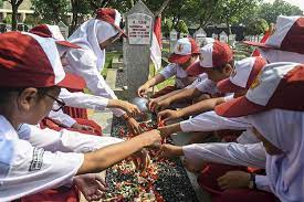 Nilai Nilai Kejuangan Masa Revolusi Halaman All Kompas Com