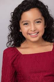 Melody Carey's Instagram, Twitter & Facebook