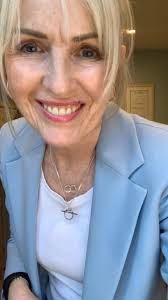 Colour Me Beautiful Image Consultants