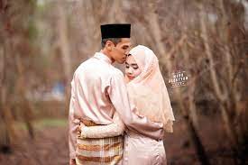 Pin By Mohd Al Quyyum On Malay Wedding Malay Wedding Couple Photos Couples