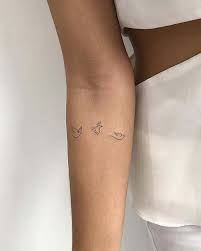 23 Simple Tattoos For Women Who Are Afraid To Commit Tattos Tattoosideas Crazyforus Ta Simple Tattoos For Women Tiny Tattoos For Girls Tattoos For Women