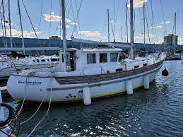Free shipping & free returns for loyallists or most orders over $150! Fisher37 Kaufen Boats Com