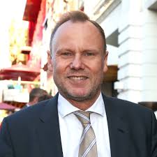 Von Häme bis Morddrohung: "Pimmelgate" setzt Andy Grote zu