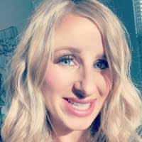 Amanda Crandall's Instagram, Twitter & Facebook