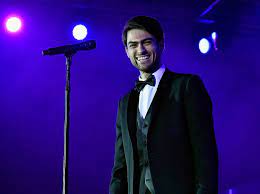 Matteo bocelli with his father andrea. Matteo Bocelli Sings Lion King Hit As Disney Songs Go Classical Entertainment The Jakarta Post