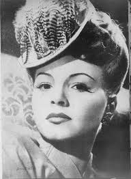 Quem se der ao trabalho de confrontar os Jornais e revistas da atualidade,  cem os de três e quatro anos atrás, quando Carmen M