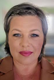 Memoir about family's journey with throat cancer