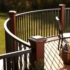 Trex signature ® railing offers a modern aesthetic with a clean, aluminum build. Look At The Trex Deck Railing Photo Gallery To Create Your Dream Deck Porch And Patio Railing Design Decksdirect Railings Outdoor Patio Railing Concrete Patio