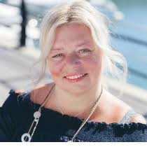 World-Class Experts Share Tips to Break Through Limitations and to Be the  Best Version of Yourself