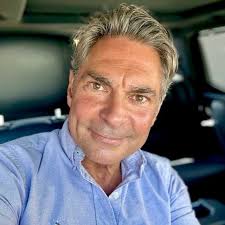 Peter Evans, aka Mr. Nova (@peterevansinspires) • Instagram photos and  videos